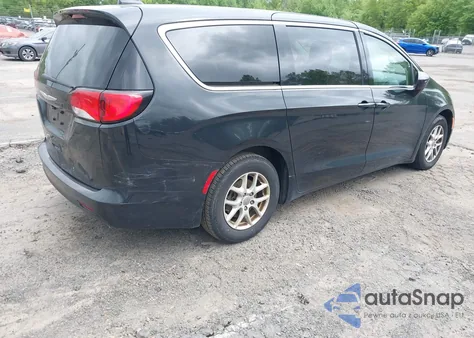 2017 Chrysler Pacifica Lx z USA, uszkodzony, nr VIN 2C4RC1CG0HR502893